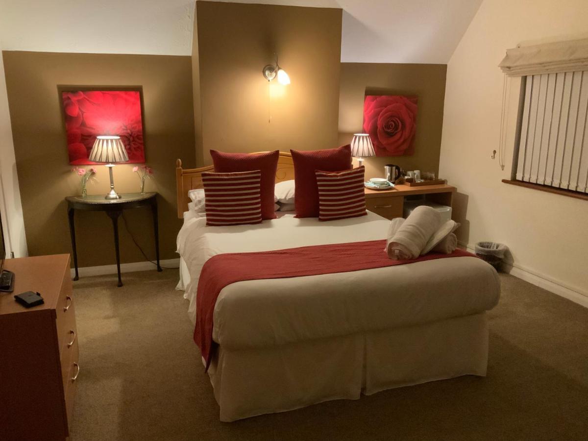 The Bridge Guest House Coltishall 외부 사진